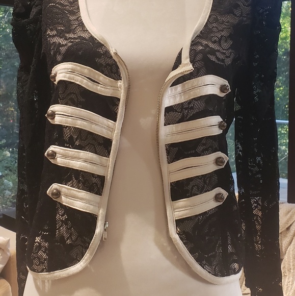 Vintage Lace Military Style top/jacket - Picture 2 of 4